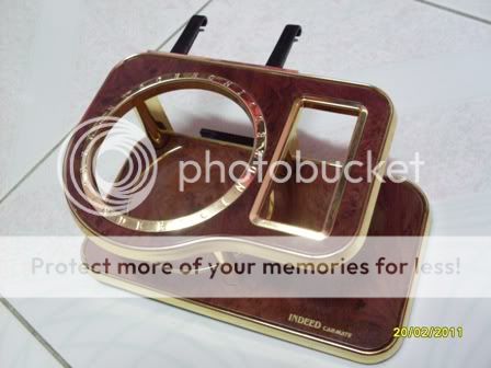 http://i618.photobucket.com/albums/tt261/epulnani/21110219CuphoderLuxuryCarmateIndeedGoldB.jpg