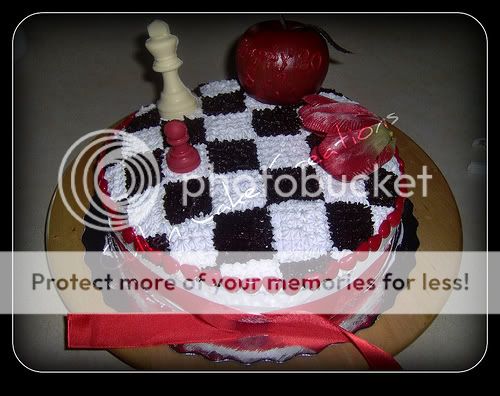 3513160098_ac3913c953.jpg round twilight cake image by gkcullen 3513160098_ac3913c953.jpg round twilight cake image by gkcullen